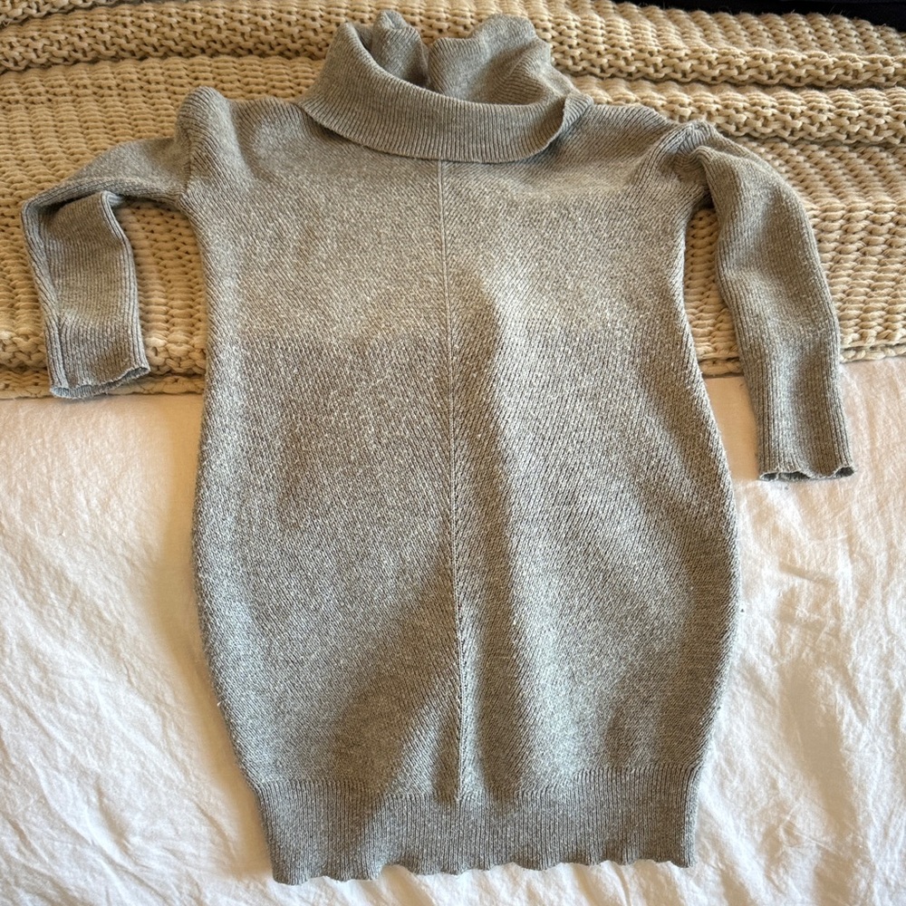 Lulu's Elegant Gray Turtleneck Sweater